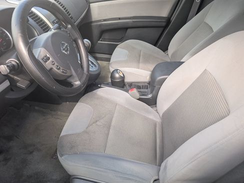 Used 2012 Nissan Sentra 2.0 SR FWD image 3