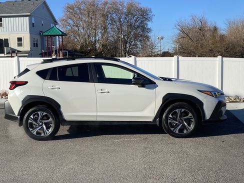 Used 2024 Subaru Crosstrek 2.0i Premium image 7