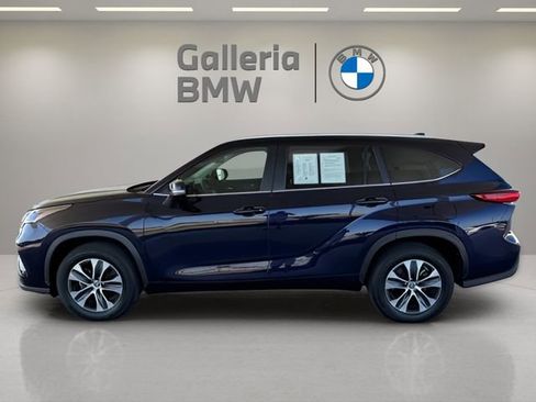 Used 2023 Toyota Highlander XLE image 14