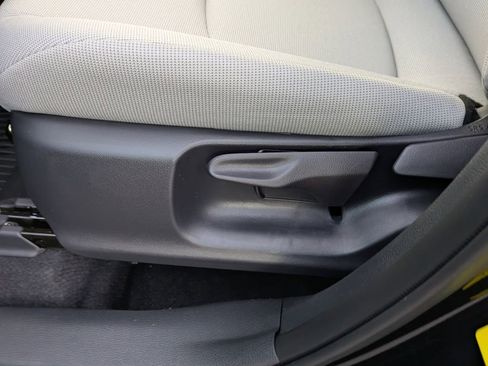 New 2026 Toyota Corolla Cross L image 21