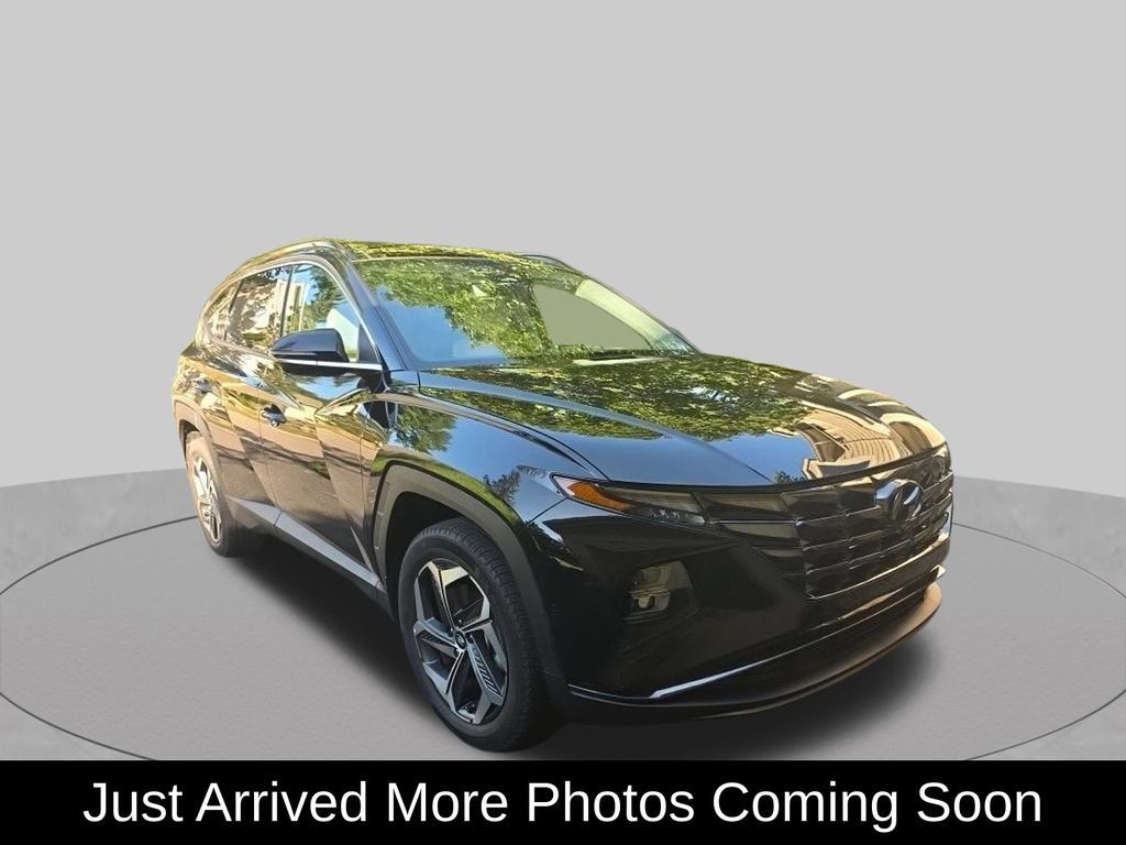 Used 2023 Hyundai Tucson Limited AWD/4WD image 2