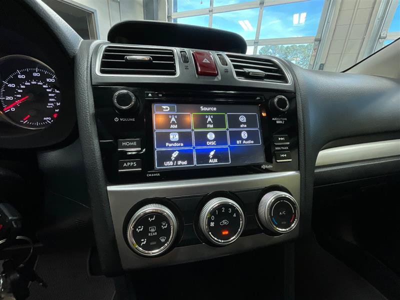 Used 2015 Subaru Crosstrek 2.0i Premium w/ Moonroof Package AWD/4WD image 17