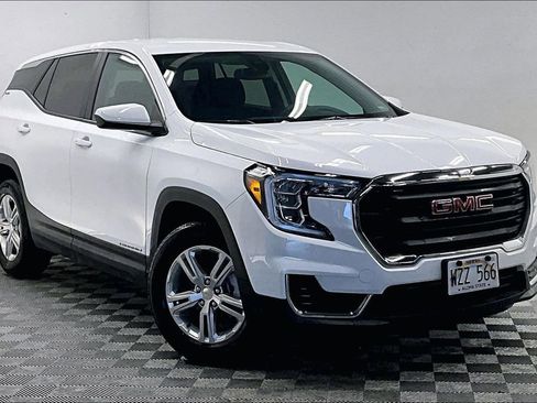 Used 2024 GMC Terrain SLE FWD image 11
