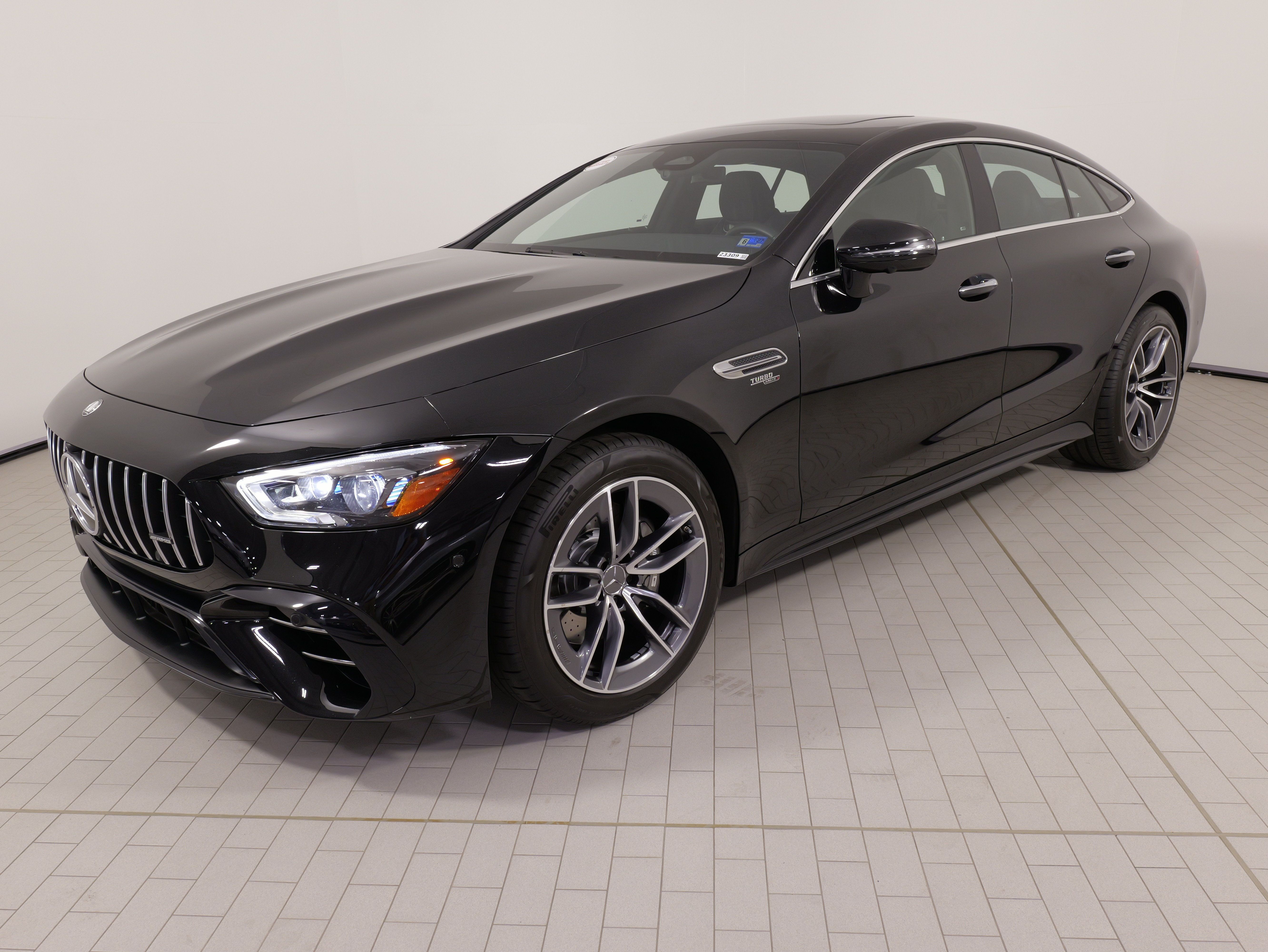 Used 2024 Mercedes-Benz AMG GT 43 image 4