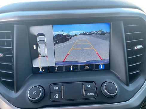 Used 2023 GMC Acadia AT4 w/ Technology Package AWD/4WD image 13