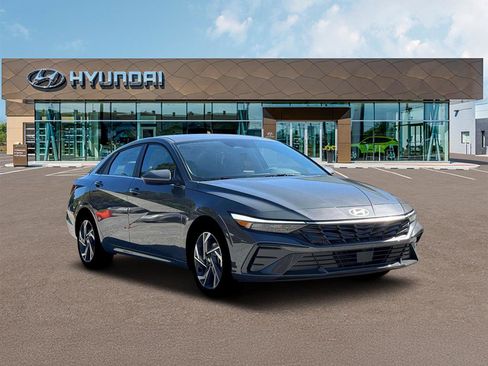New 2026 Hyundai Elantra Limited w/ Cargo Package FWD image 11