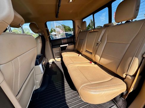 Used 2017 Ford F150 Lariat RWD image 18