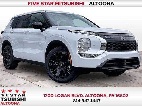 Used 2026 Mitsubishi Outlander LE AWD/4WD image 1