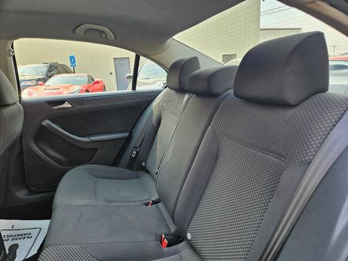 Used 2014 Volkswagen Jetta S image 23