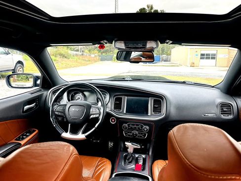 Used 2017 Dodge Charger SRT w/ Harman/Kardon Audio Group image 3