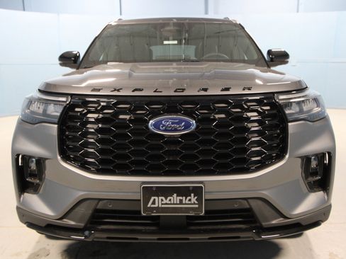 New 2026 Ford Explorer ST-Line w/ ST-Line Street Pack image 24