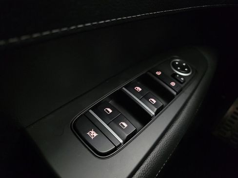 Used 2023 Kia Forte GT-Line image 27