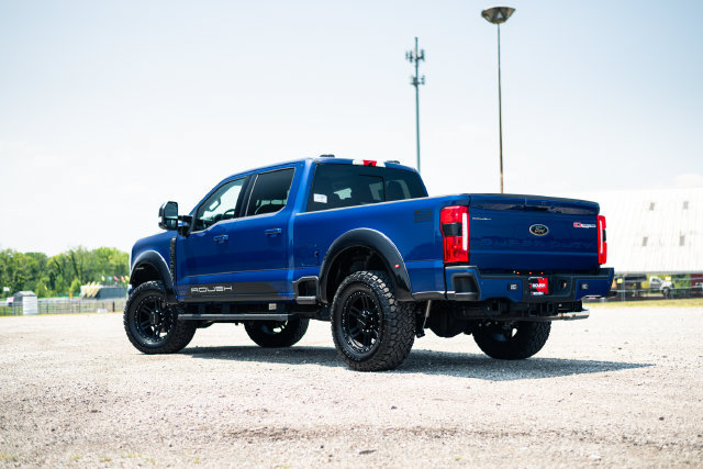 New 2026 Ford F250 Lariat w/ Black Appearance Package AWD/4WD image 18