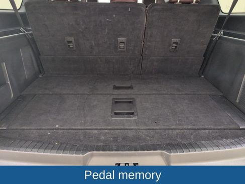 Used 2024 Ford Expedition Max Limited image 40