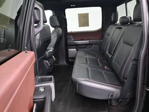 Used 2021 Ford F150 Lariat w/ Equipment Group 502A High AWD/4WD image 10