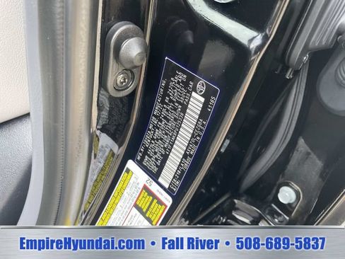 Used 2023 Toyota Camry XLE FWD image 19