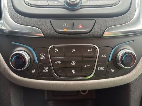 Certified 2023 Chevrolet Equinox LT image 32