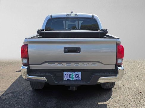 Used 2023 Toyota Tacoma SR5 RWD image 4