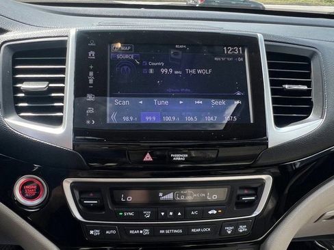 Used 2018 Honda Pilot Elite image 17