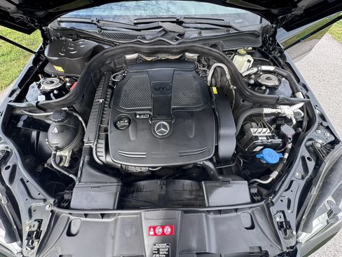 Used 2013 Mercedes-Benz E 350 4MATIC Sedan image 18