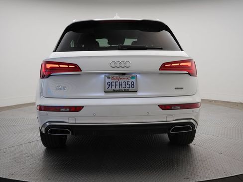 Used 2023 Audi Q5 2.0T Premium w/ Convenience Package AWD/4WD image 4