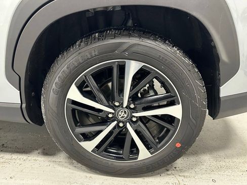 Used 2025 Toyota Corolla Cross XSE image 63