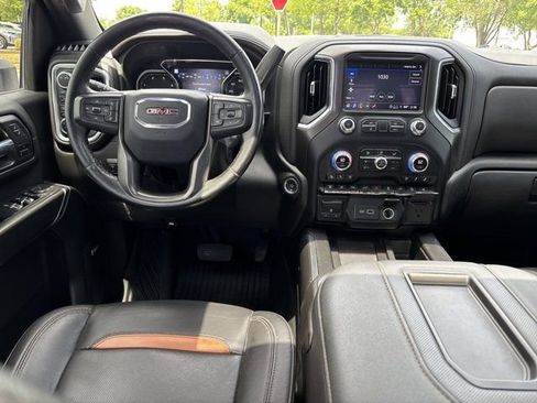 Used 2022 GMC Sierra 2500 AT4 w/ AT4 Premium Plus Package AWD/4WD image 22