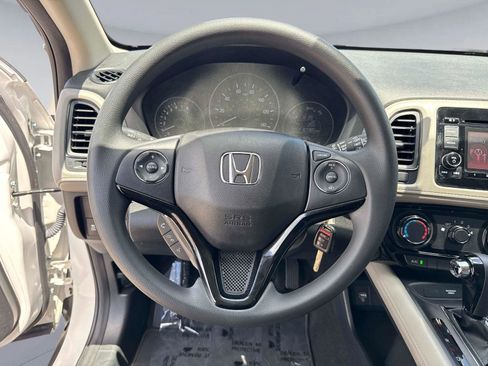 Used 2022 Honda HR-V LX image 23