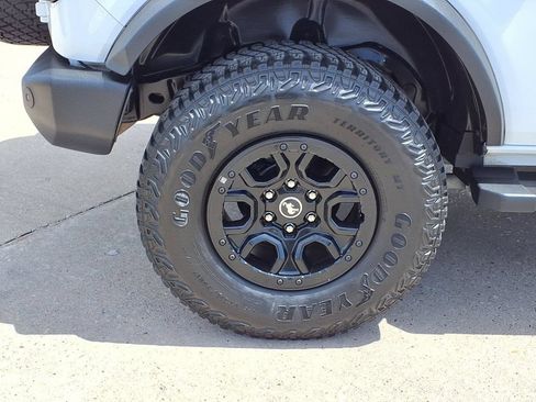 Used 2022 Ford Bronco Wildtrak AWD/4WD image 10