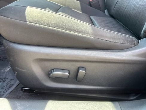 Used 2025 Nissan Altima 2.5 SV FWD image 16