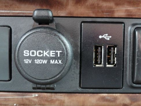 Used 2019 Nissan Armada SL w/ Premium Package image 31