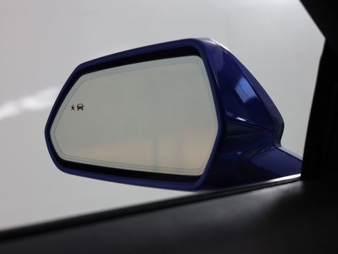 Used 2018 Chevrolet Camaro ZL1 image 16