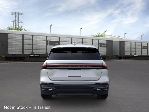 New 2026 Lincoln Nautilus Premier AWD/4WD image 5