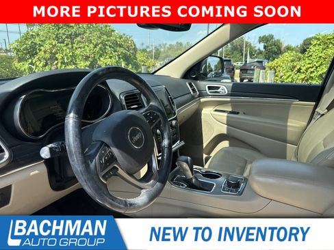 Used 2021 Jeep Grand Cherokee Limited AWD/4WD image 12