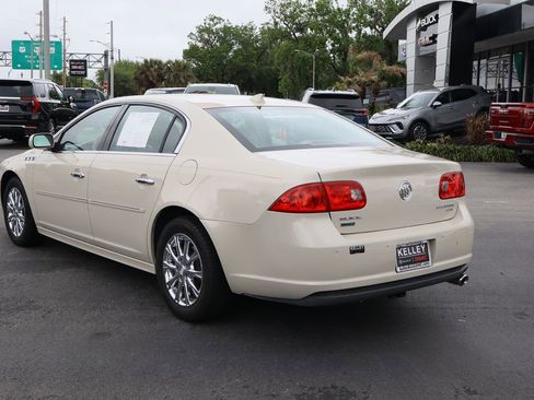 Used 2011 Buick Lucerne CXL image 6