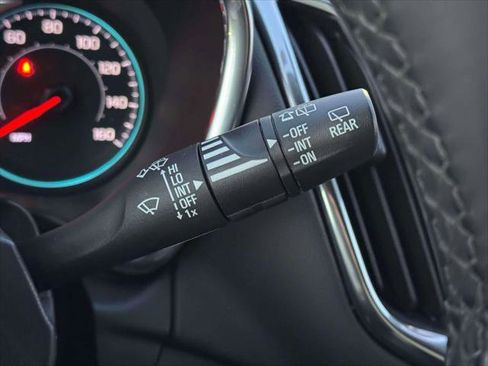 Used 2024 Chevrolet Equinox LT image 23