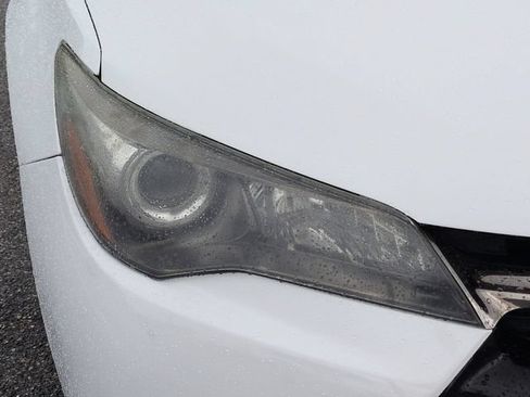 Used 2016 Toyota Camry SE FWD image 10
