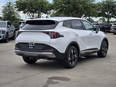 New 2026 Kia Sportage LX w/ LX Convenience Package