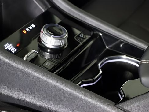 Used 2022 Jeep Grand Cherokee Limited 4xe image 42