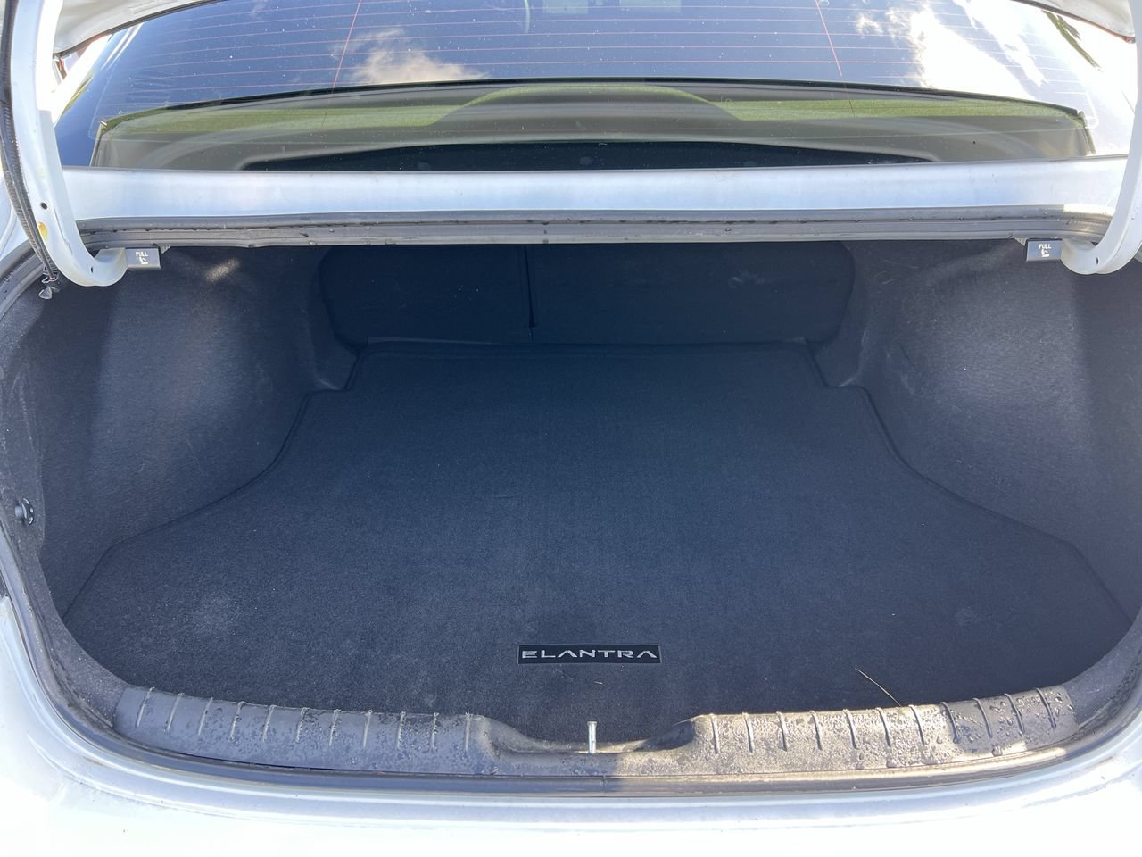 Used 2024 Hyundai Elantra SEL w/ Convenience Package FWD image 33