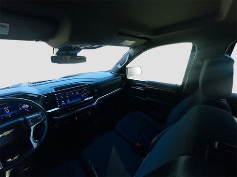 Used 2024 Chevrolet Silverado 1500 RST image 23