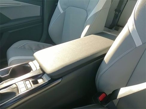 Used 2026 Toyota Camry SE image 19