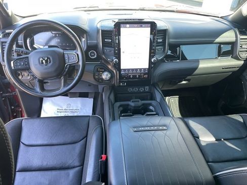 Used 2025 RAM 1500 Limited AWD/4WD image 13