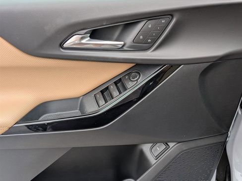 New 2026 Chevrolet Equinox ACTIV w/ Convenience Package III image 16