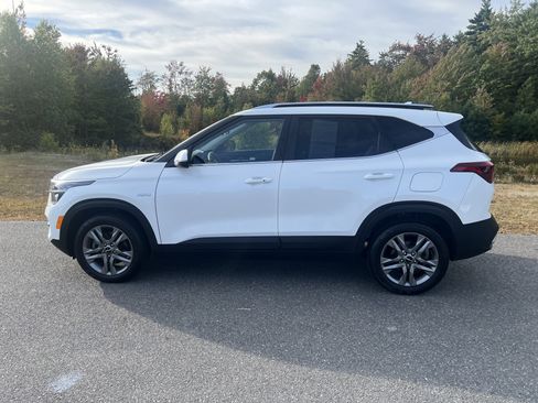 Used 2022 Kia Seltos S image 8