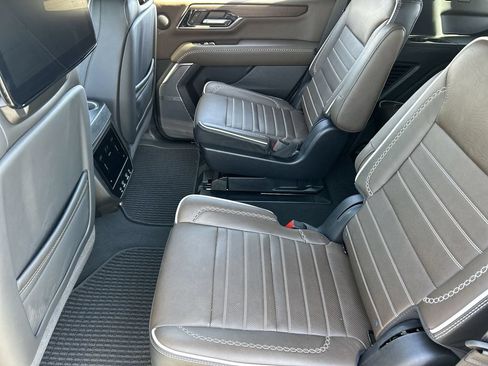 Used 2026 GMC Yukon Denali Ultimate AWD/4WD image 26