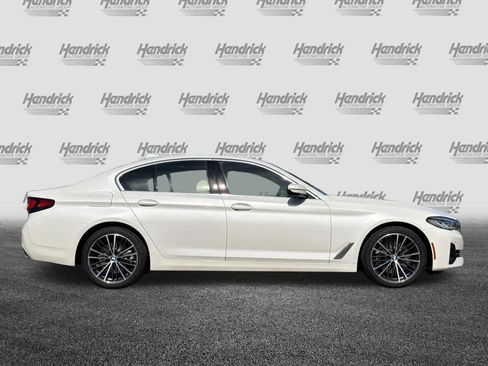 Used 2023 BMW 530i w/ Premium Package image 3