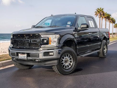 Used 2018 Ford F150 XLT w/ Equipment Group 301A Mid AWD/4WD image 2