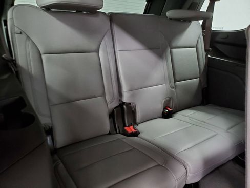 Used 2024 Chevrolet Tahoe LT w/ Luxury Package image 23