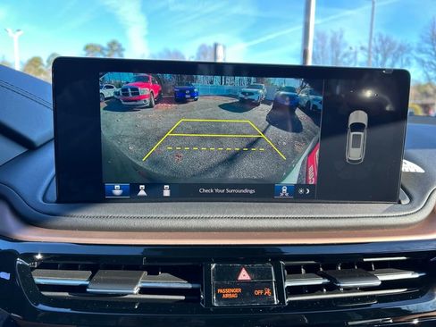 New 2026 Acura MDX SH-AWD image 18